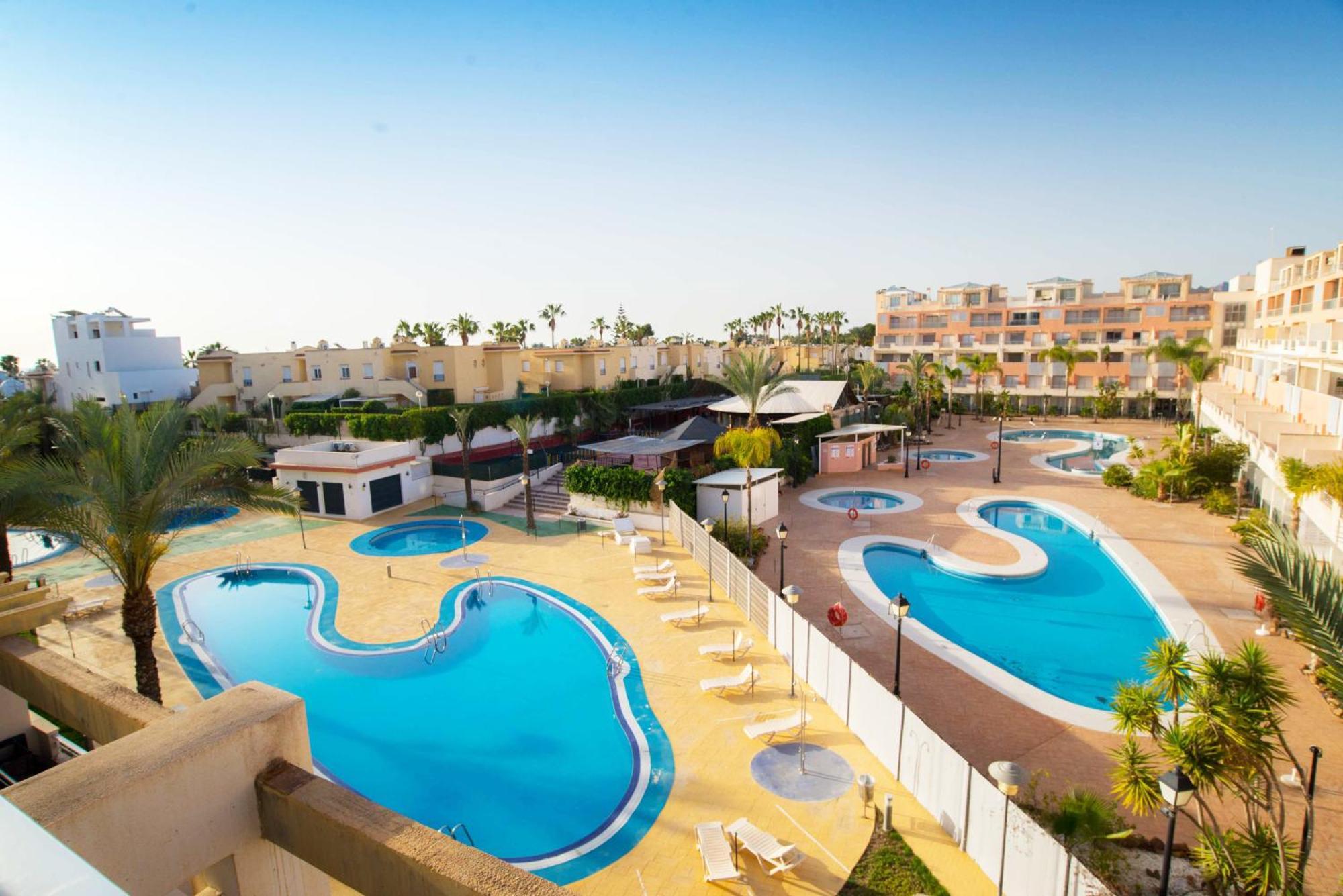 Vera Almeria - Mar Y Piscinas Exterior foto