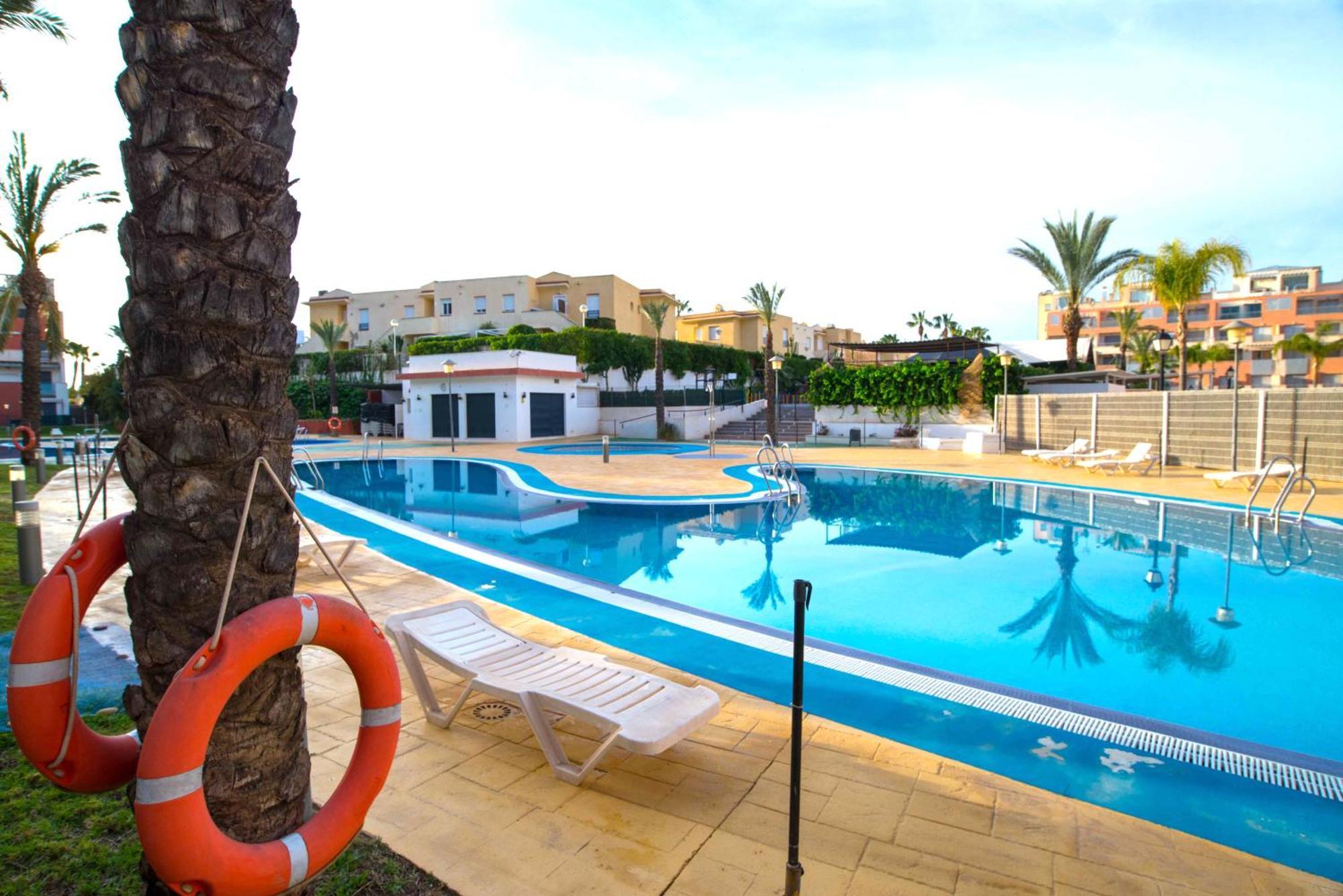 Vera Almeria - Mar Y Piscinas Exterior foto